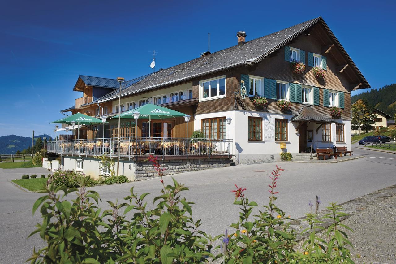 Gasthof Hirschen Sibratsgfäll Exterior foto